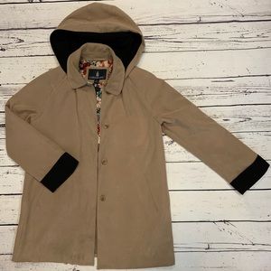 London Fog women’s trench coat camel tan hood EUC